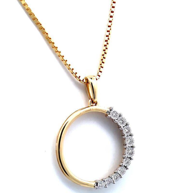 Diamantsmykke sirkel 0.05 carat w.si